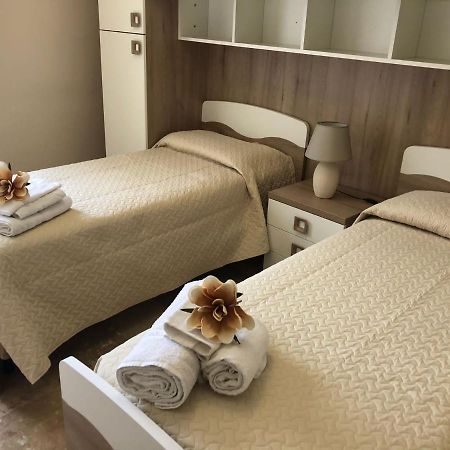 Casa Vacanze Makari Trappeto  Bagian luar foto